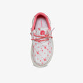 load image into gallery viewer, Gator Waders Kids Camp Shoes Hearts 5