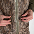 Load image into Gallery viewer, men's omega zip wader mossy oak bottomland buckle view