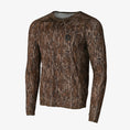 Load image into Gallery viewer, performance shirt in mossy oak bottomland view side