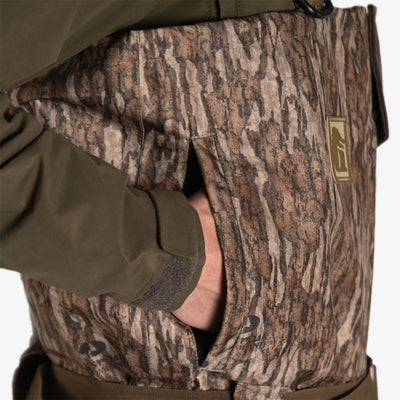 men's omega zip wader mossy oak bottomland side pocket view